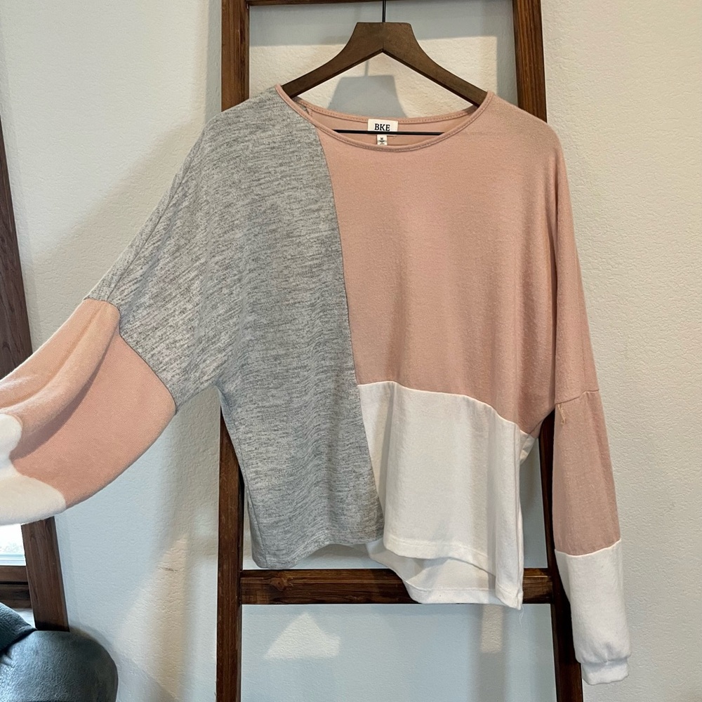 BKE long sleeve thin sweater